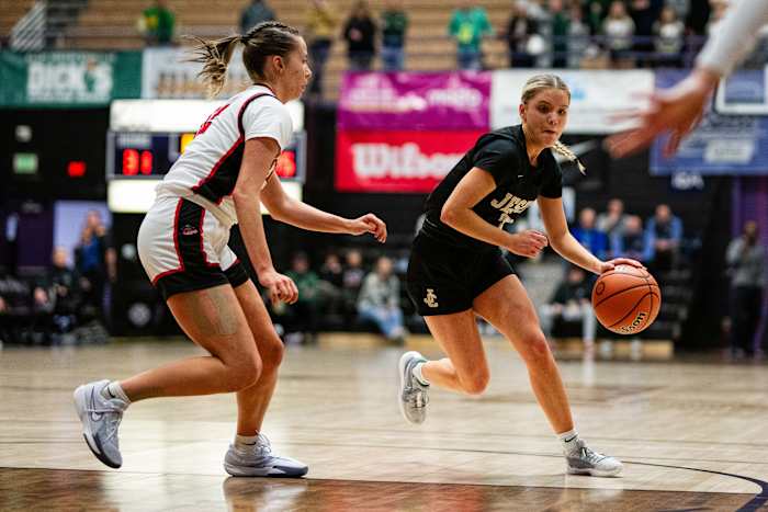 Clackamas Jesuit 6A Oregon girls basketball quarterfinal 2024 Naji Saker-31